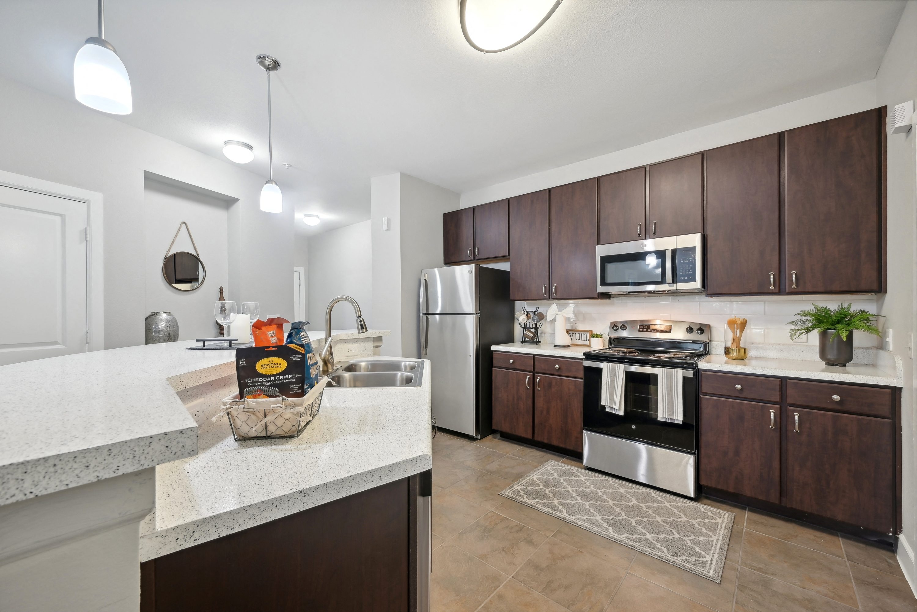 District at Greenville Apartments Image 5